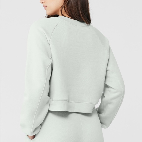 NWOT RARE Abercrombie & Fitch Soft AF Essential Crew in Blue Fog Size S - Picture 3 of 14